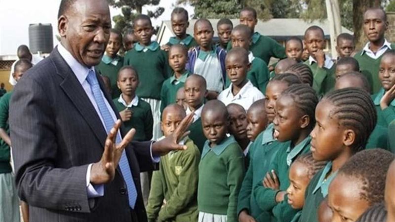 وزير الداخلية الكينى