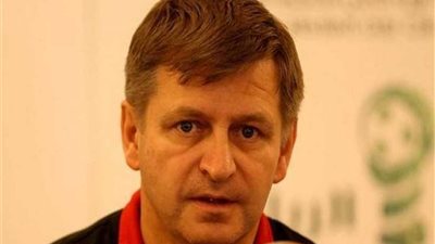 اقالة الجهاز الفني لمنتخب البحرين بعد الخروج من كأس آسيا