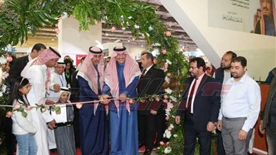 بالصور ..مجسمات عصرية للحرمين الشريفين بجناح السعودية بمعرض الكتاب