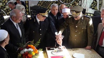 أكاليل زهور وصلاة الغائب في احتفال المنوفية بعيد الشرطة.. (صور)