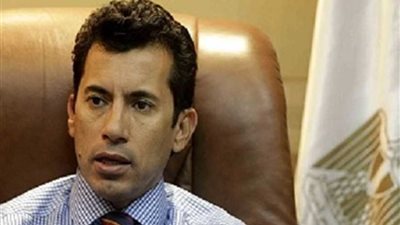 وزير الرياضة يشيد بتواجد منتخب اليد بين الثمانية الكبار