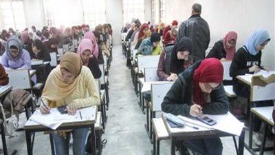 سيارات وتكاتك تجوب الفشن بحثا عن أوراق إجابة الإعدادية