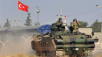 إخلاء المقر العسكري للقوات التركية بالعراق بعد اشعال متظاهرين النيران به