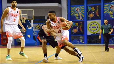 الزمالك يفوز على الجزيرة 64-60 في 