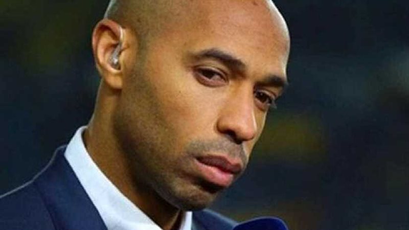 موناكو يدرس الإطاحة