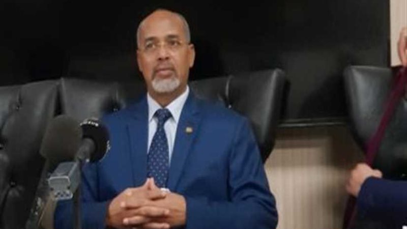 سفير تشاد يؤكد دعم