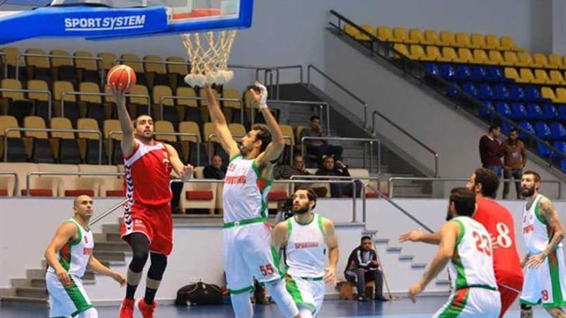 الأهلي يفوز على سبورتنج