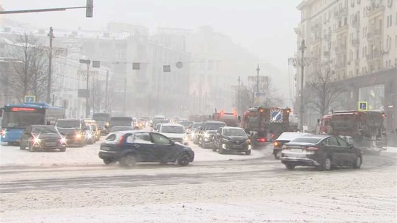 بالفيديو.. عاصفة