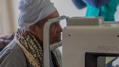 100 عملية زرع قرنية بالمجان ضمن 