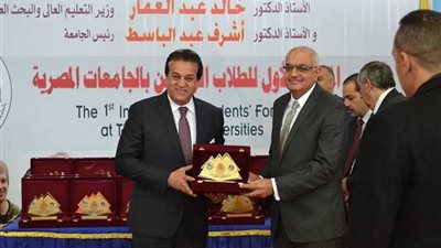 رئيس جامعة المنصورة: مصر ستظل قبلة التعليم