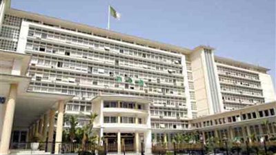 الجزائر: 127 مرشحًا محتملًا للانتخابات الرئاسية حتى مساء اليوم