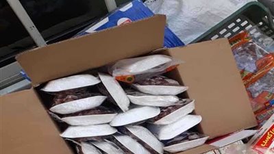 ضبط 215 كيلو لحوم غير صالحة بمحل بالبداري