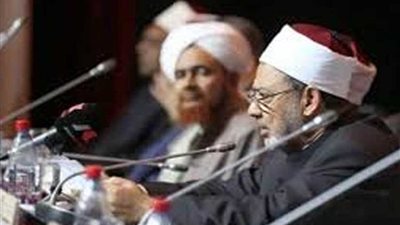 جناح الأزهر يطرح ٩ مؤلفات للإمام الأكبر