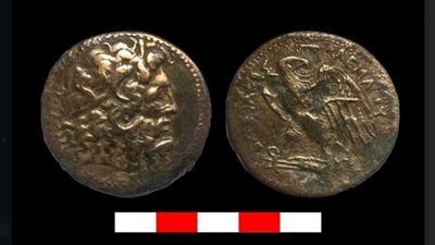 اكتشاف جزء من معصرة نبيذ أثرية بالبحيرة.. صور