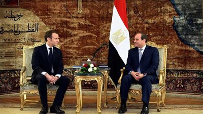 المتحدث الرئاسي: الرئيسان السيسي وماكرون بحثا عددا من الملفات الإقليمية ذات الاهتمام المشترك