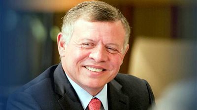 العاهل الأردني يبحث مع قائد القيادة المركزية الأمريكية تعزيز التعاون المشترك