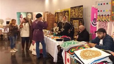 «الحرف التقليدية في مصر عبر العصور» في مهرجان بالهناجر