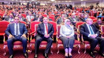 رئيس جامعة دمنهور يشارك بمؤتمر الصحة الإفريقي