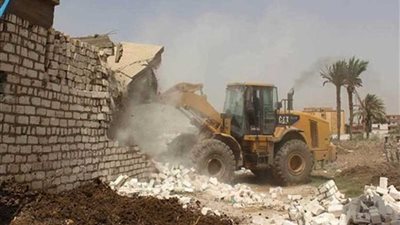 إزالة 141 حالة تعد على أراضي الدولة بالدقهلية