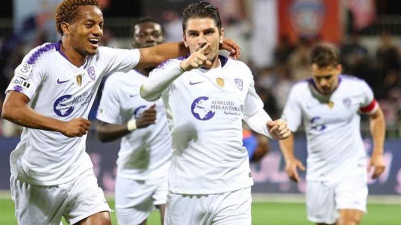 الهلال يحافظ على