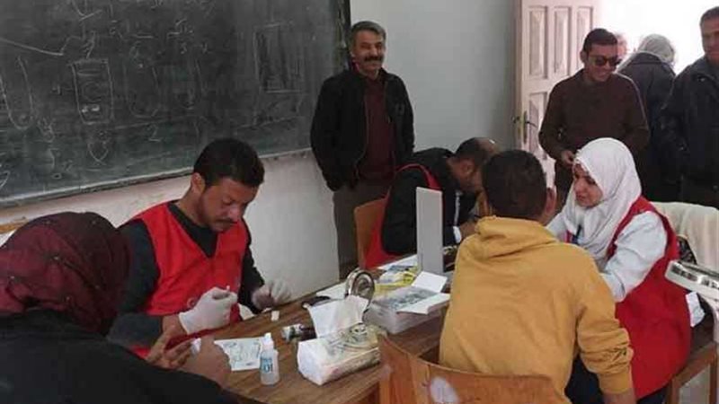 فحص 2166 فردا في