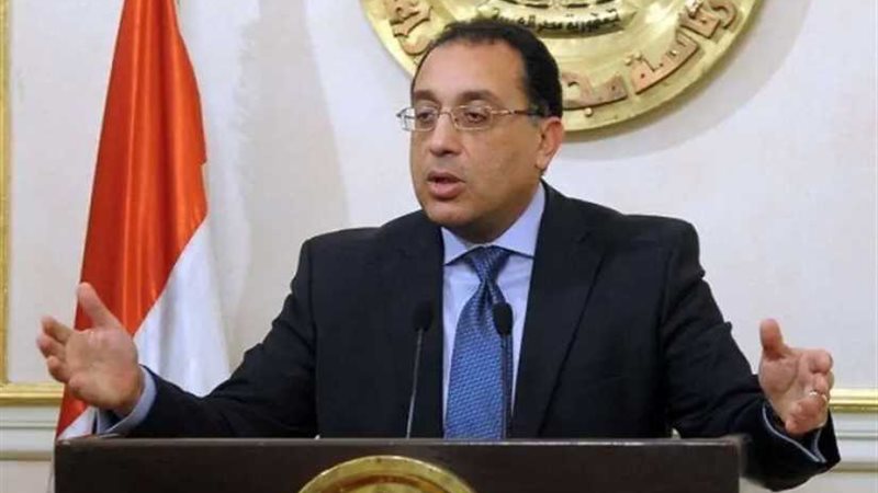 مدبولي يبحث عن برنامج