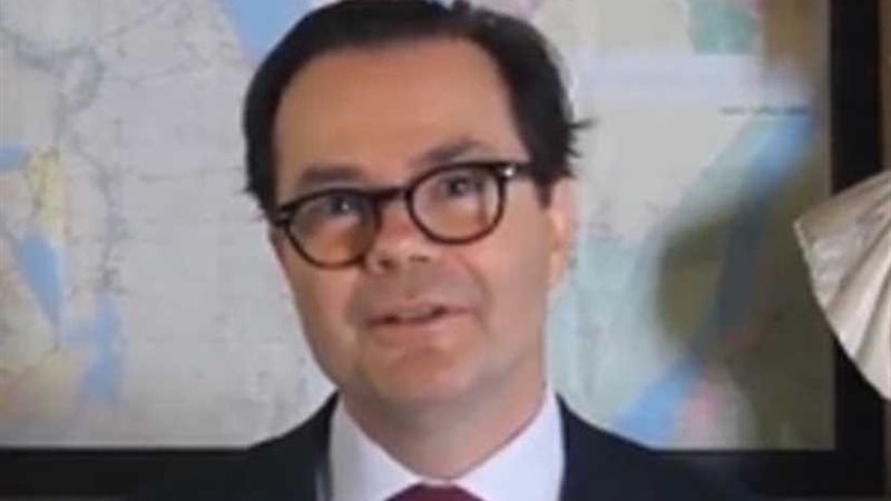 فرنسا تدعم الاصلاحات