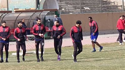 كواليس تدريب الأهلي.. جلسة خاصة بين لاسارتي وسعد سمير