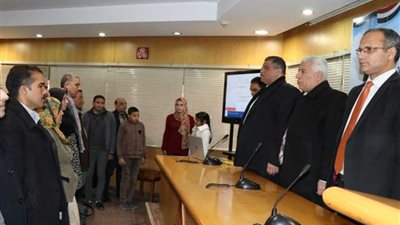 مدير تعليم البحيرة يكرّم المشاركين بحملة 