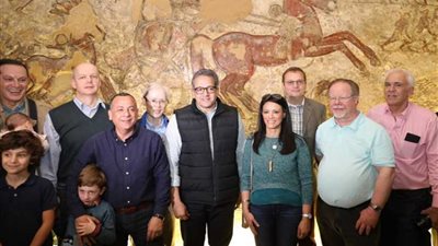 وزيرا الآثار والسياحة يصطحبان سفراء ومستشارين ثقافيين لـ١١ دولة أجنبية بجولة في آثار المنيا