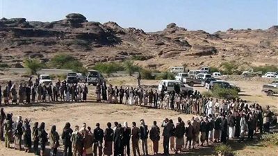 تواصل الاشتباكات العنيفة بين ميليشيا الحوثي وقبائل حجور