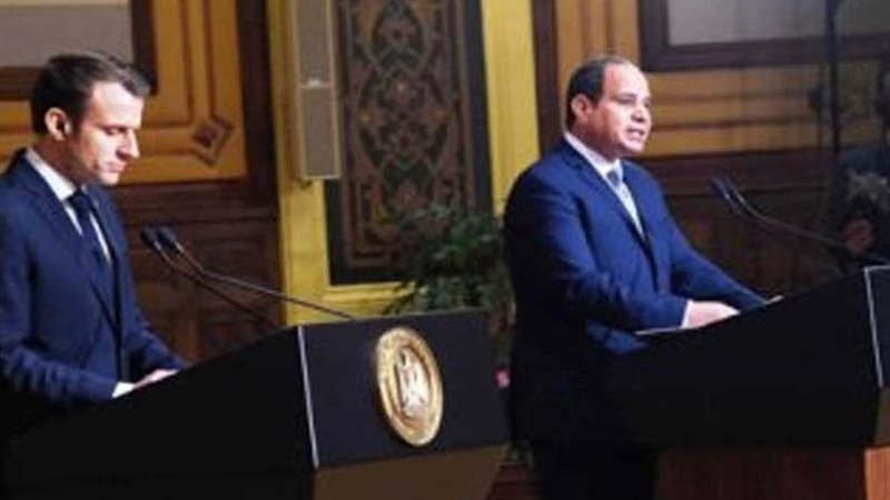 لوفيجارو: ماكرون