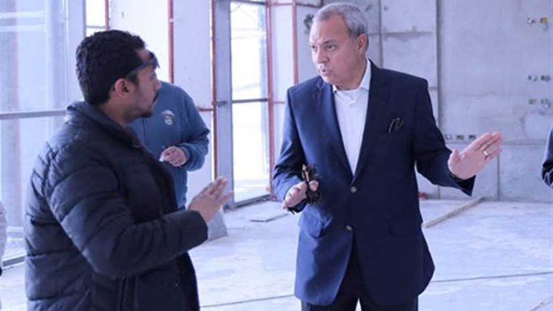 محافظ قنا يتفقد تجهيزات