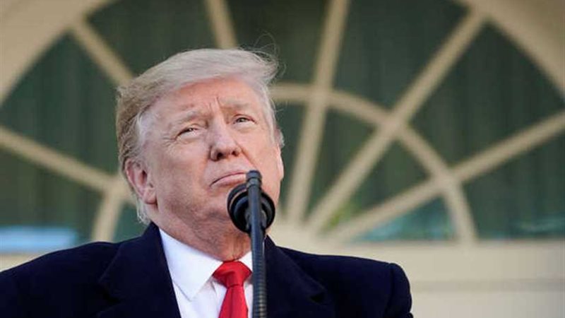 ترامب ينتقد الاستخبارات