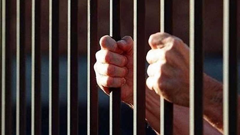 حبس أصحاب 10 مخابز