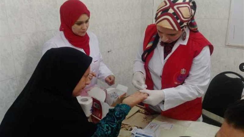 فحص 1538 فردا في