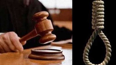 إحالة أمين شرطة للمفتي لقيامه بقتل تاجر ونجله بالمنيا