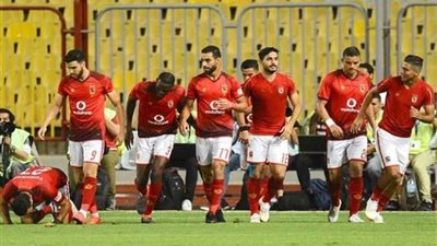 «السولية» يضرب بالرأس ويُسجل هدفًا للأهلي في شباك سيمبا التنزاني