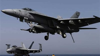 الطيران الأمريكي يشن هجوم على الجيش السوري‎