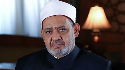 الإمام الأكبر يغادر القاهرة متوجها إلى أبو ظبي لعقد قمة تاريخية مع بابا الفاتيكان