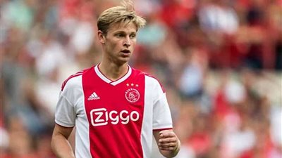 فرينكي دي يونج يرفض سان جيرمان ومانشستر سيتي بسبب برشلونة