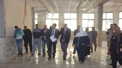 رئيس جامعة المنصورة يتفقد تجديدات العيادات بكلية الأسنان