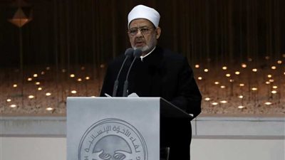 الإمام الأكبر: مبادرة الرئيس السيسي بافتتاح أكبر جامع وكنيسة متجاورين في الشرق الأوسط 