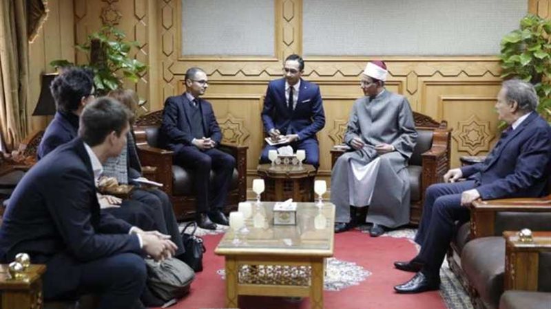 وكيل الأزهر يلتقي