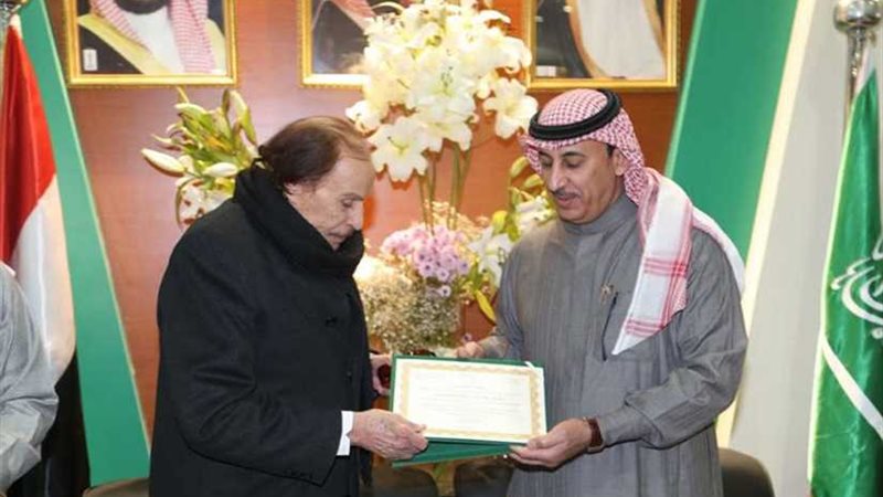 الفنان عزت العلايلي