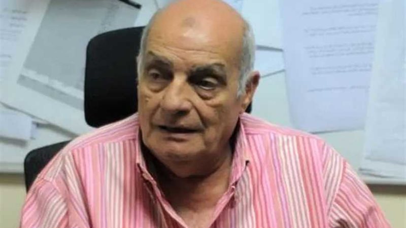 واحد يقولي واللي