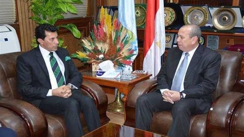 وزير الشباب والرياضة