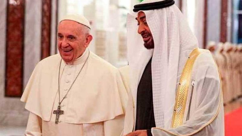 البابا فرنسيس يلتقي