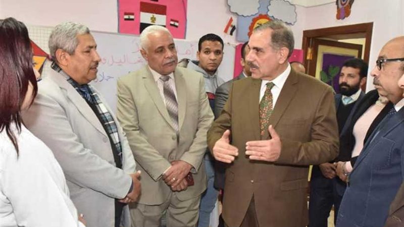 محافظ أسيوط يتفقد