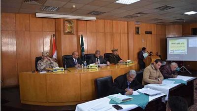 تكثيف حملات إزالة التعديات ورفع الإشغالات وتطبيق القانون بالمنيا